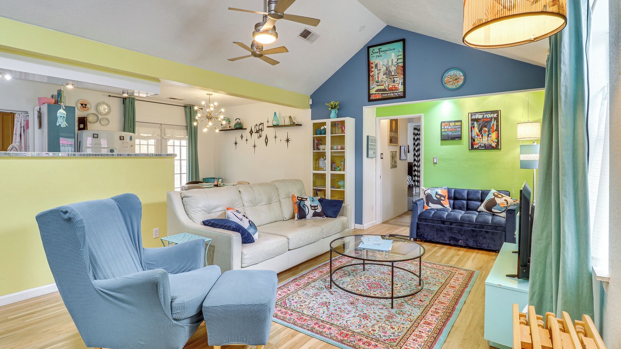 Photo of Livingroom in Albuquerque