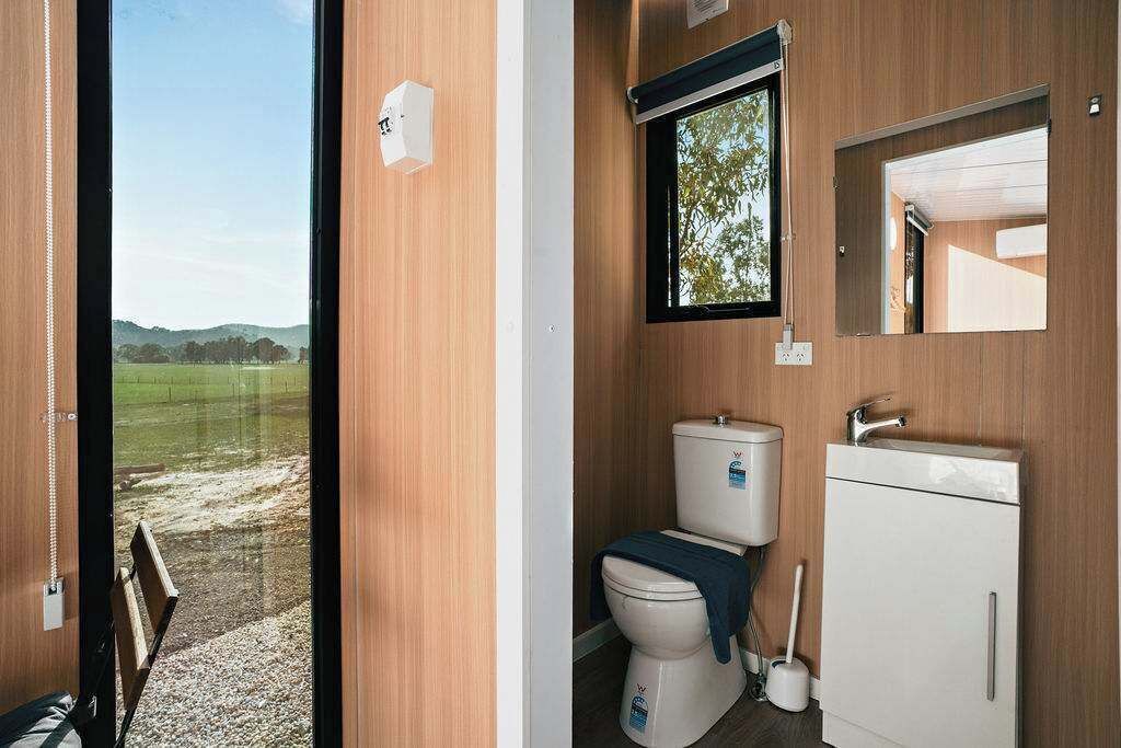 Photo of Bathroom in Warrenmang