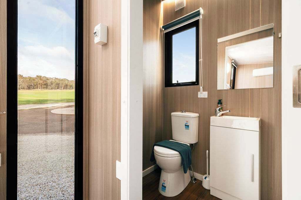 Photo of Bathroom in Warrenmang