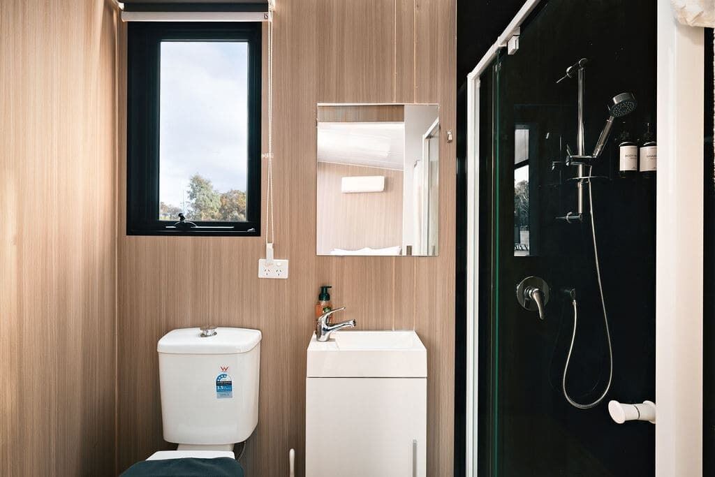 Photo of Bathroom in Warrenmang