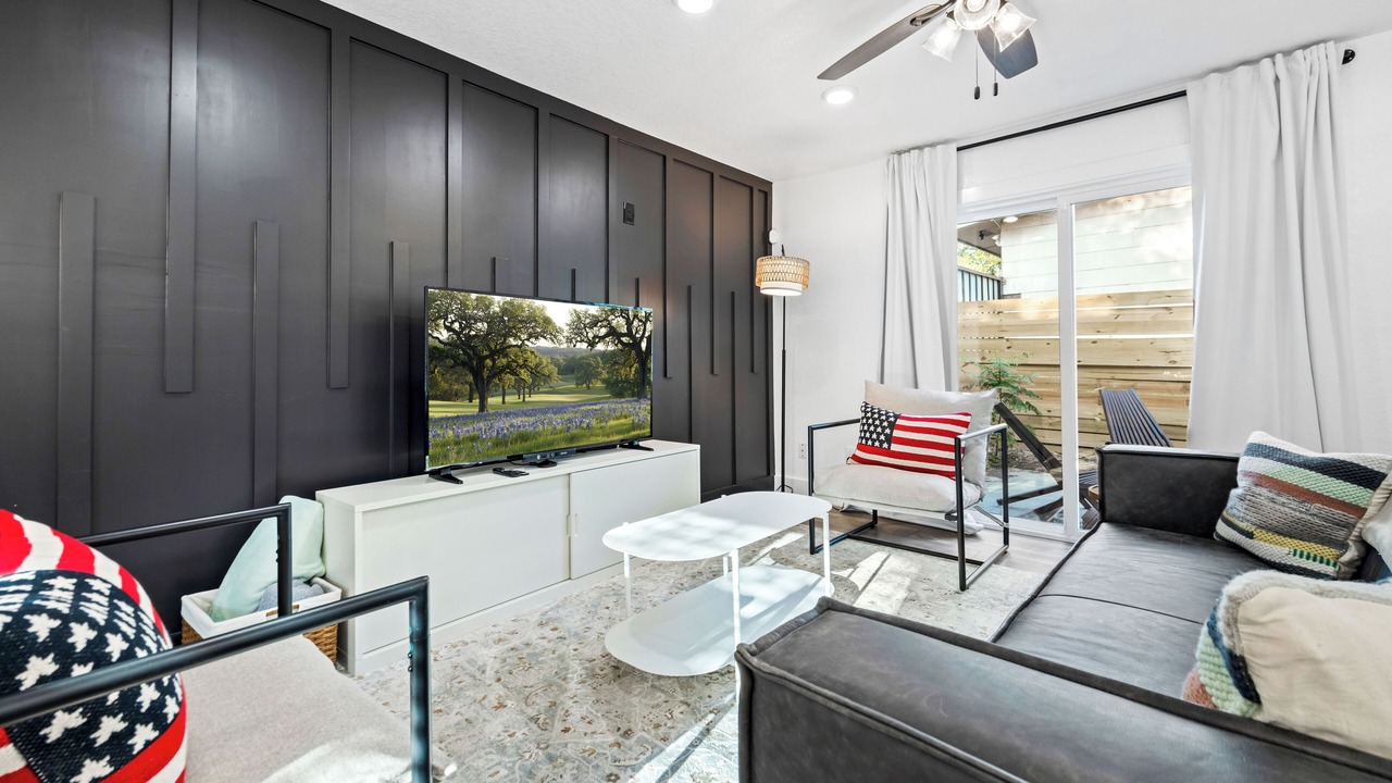 Photo of Livingroom in Southside
