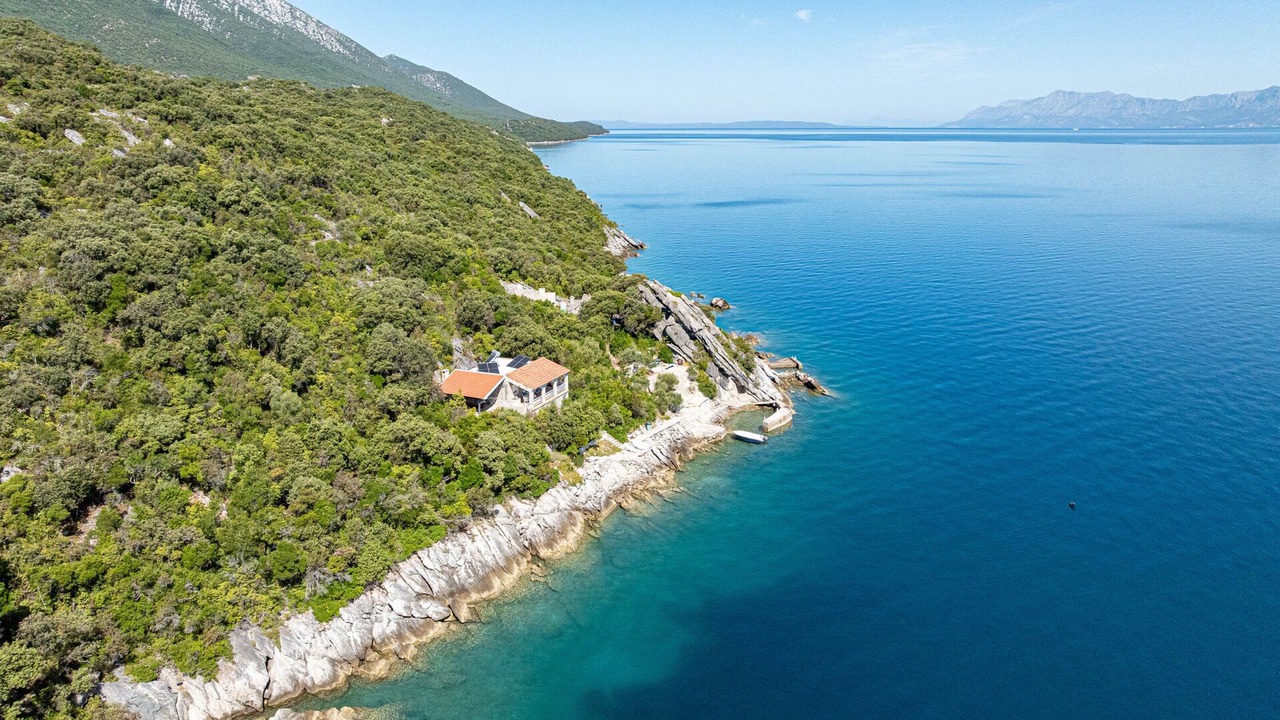 Photo of Outdoor in Janjina