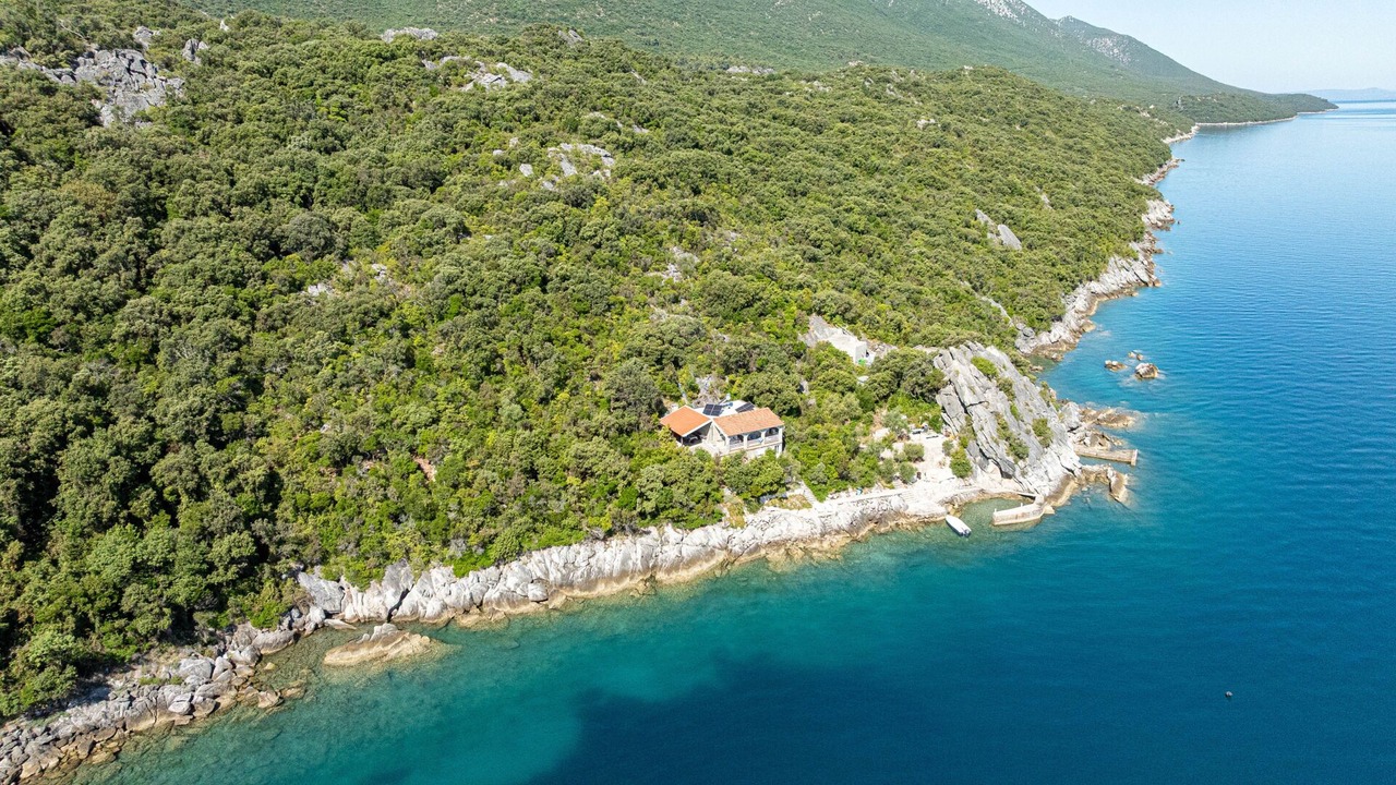 Photo of Outdoor in Janjina
