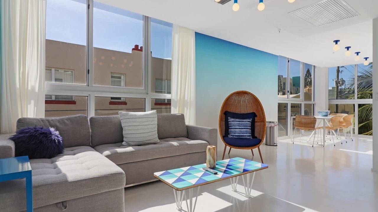 Photo of Livingroom in South Pointe