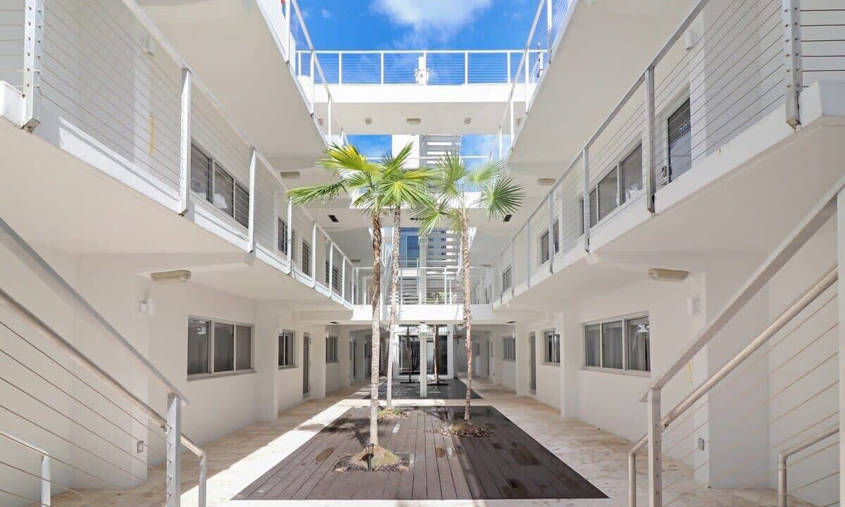 Photo of Outdoor in South Pointe