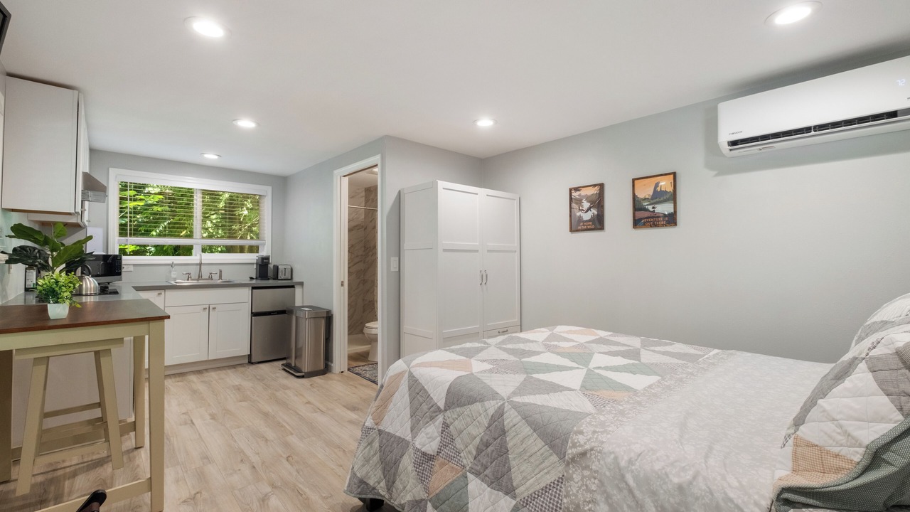 Photo of Bedroom in Gold Bar