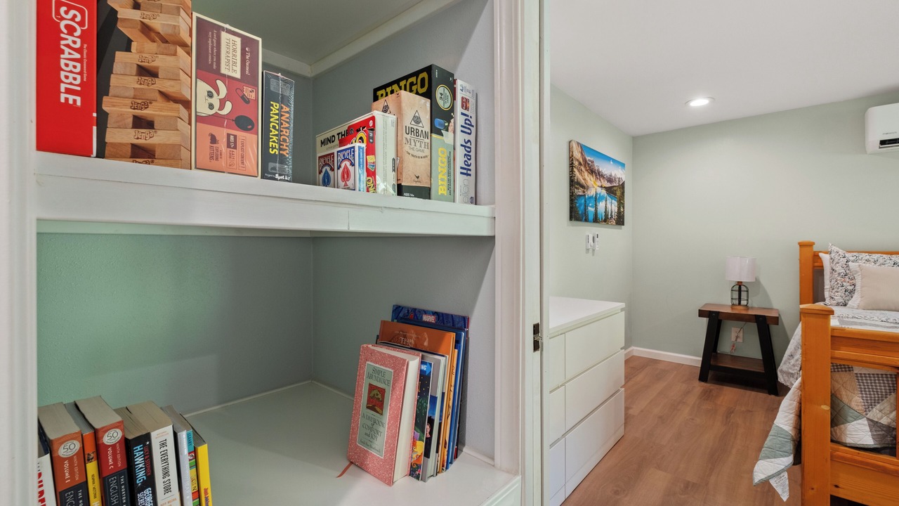 Photo of Bedroom in Gold Bar