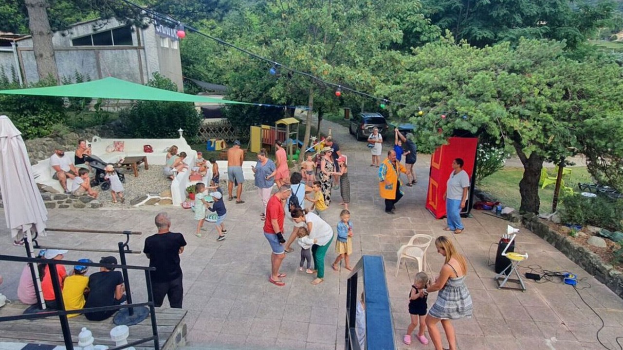 Photo of Outdoor in Darbres