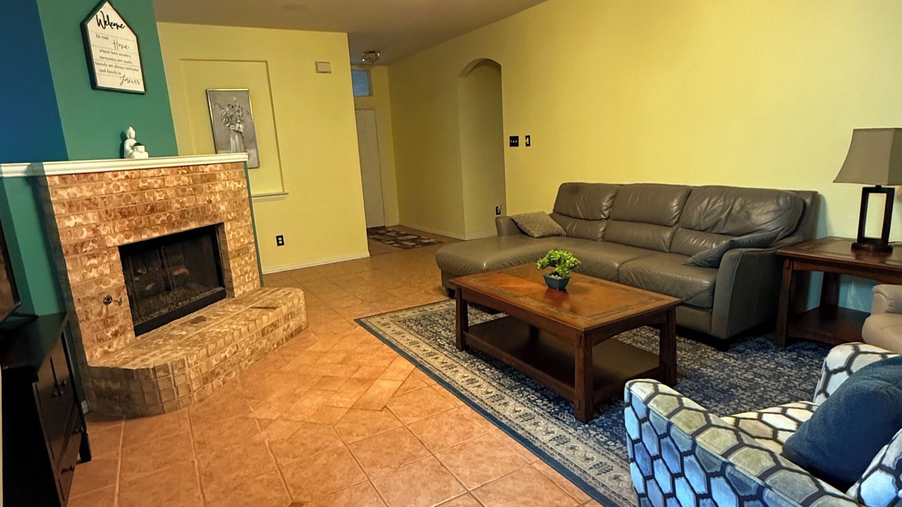 Photo of Livingroom in The Colony