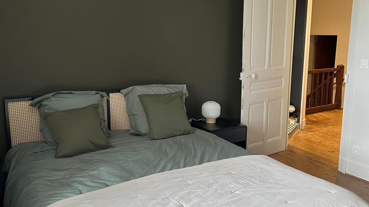 Photo of Bedroom in Amberieu-en-Bugey