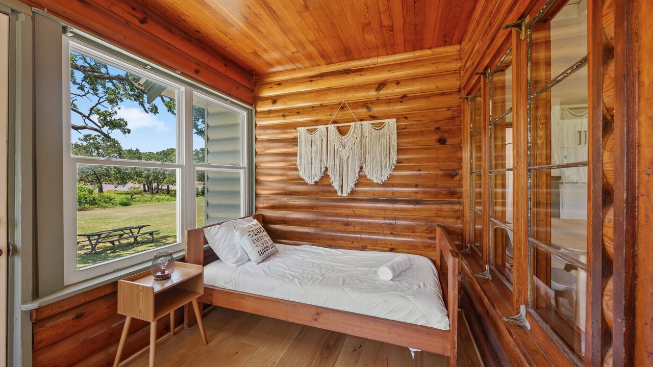 Photo of Bedroom in Madill