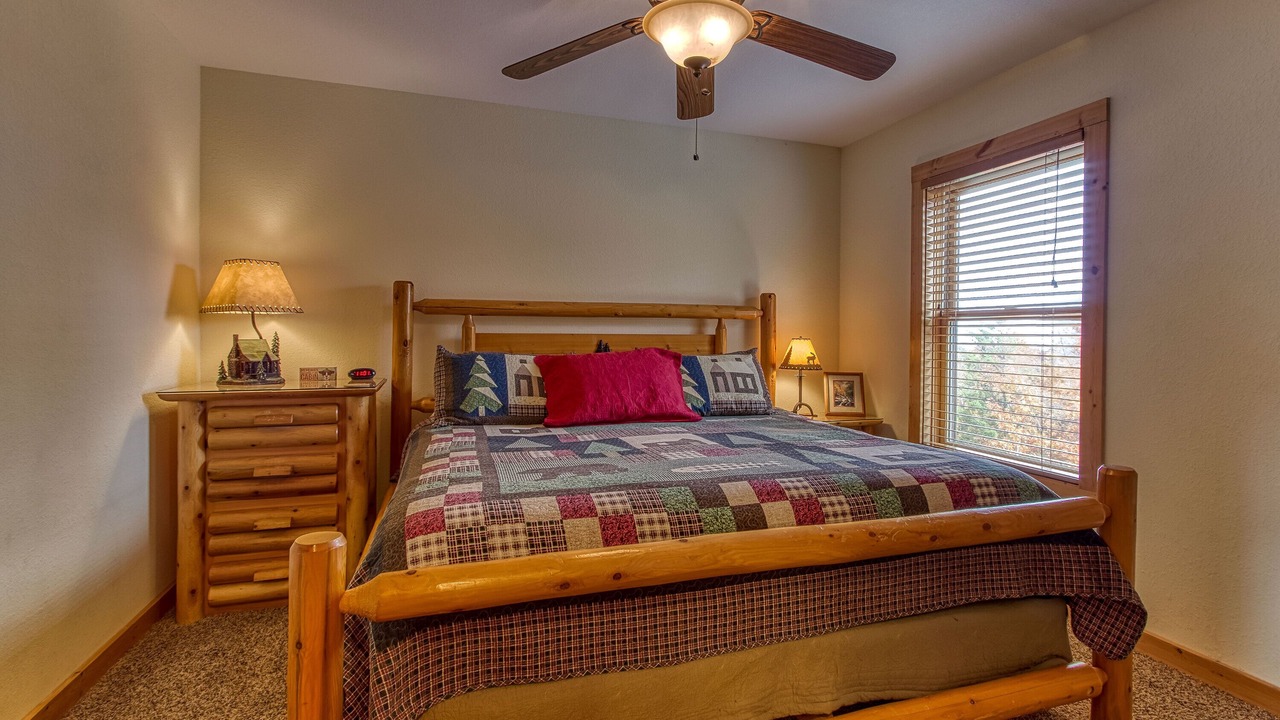 Photo of Bedroom in Smoky Mountains