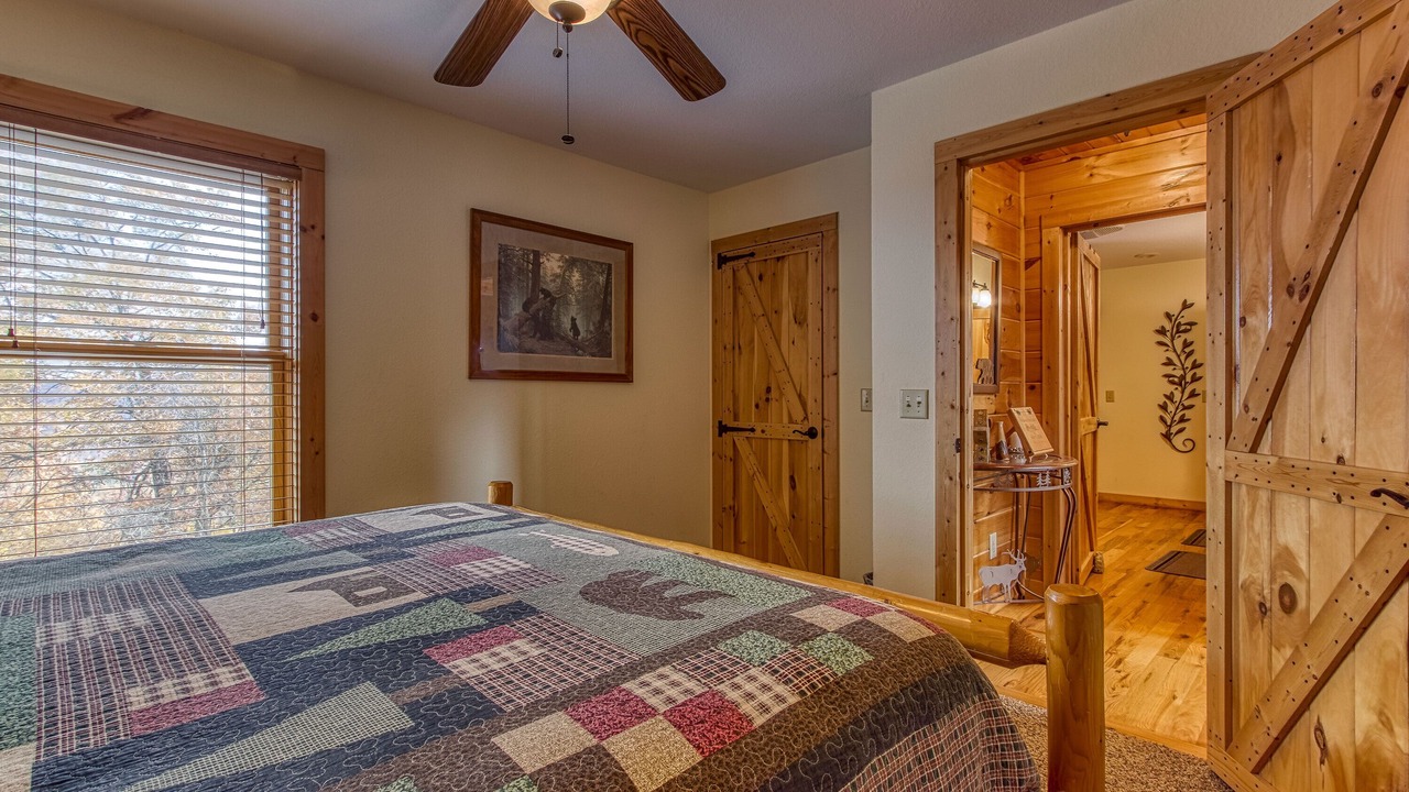 Photo of Bedroom in Smoky Mountains