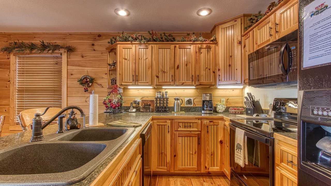 Photo of Kitchen in Smoky Mountains