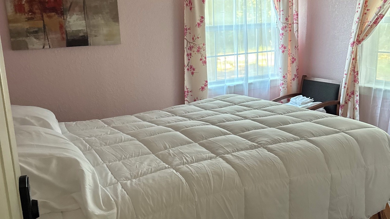 Photo of Bedroom in Ada