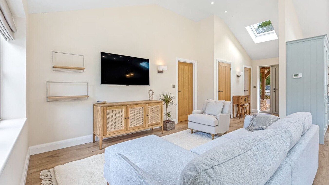 Photo of Livingroom in Great Missenden