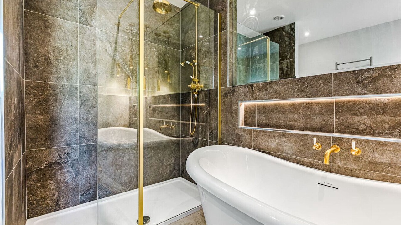 Photo of Bathroom in Great Missenden