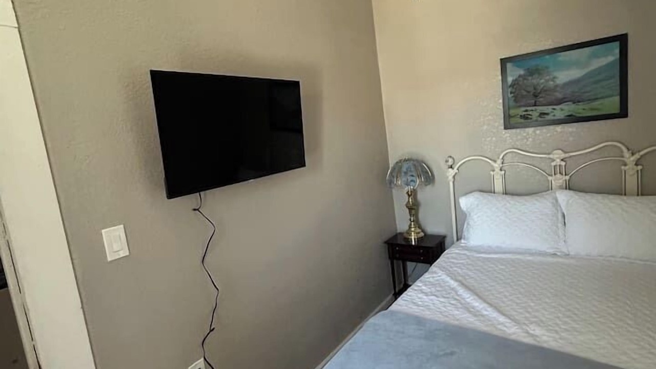 Photo of Bedroom in Near East Side