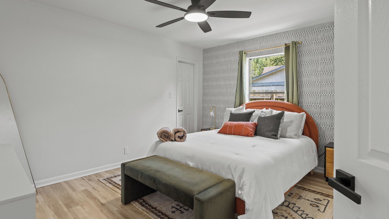 Photo of Bedroom in North San Antonio - SAT