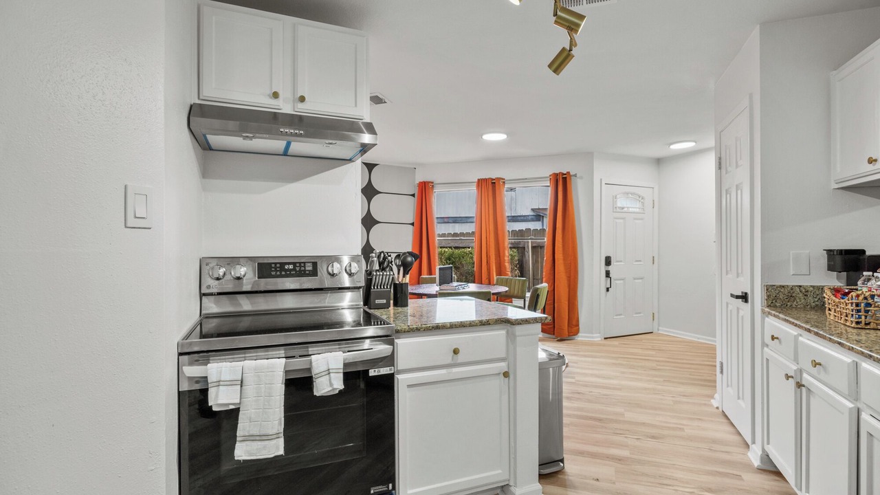 Photo of Kitchen in North San Antonio - SAT