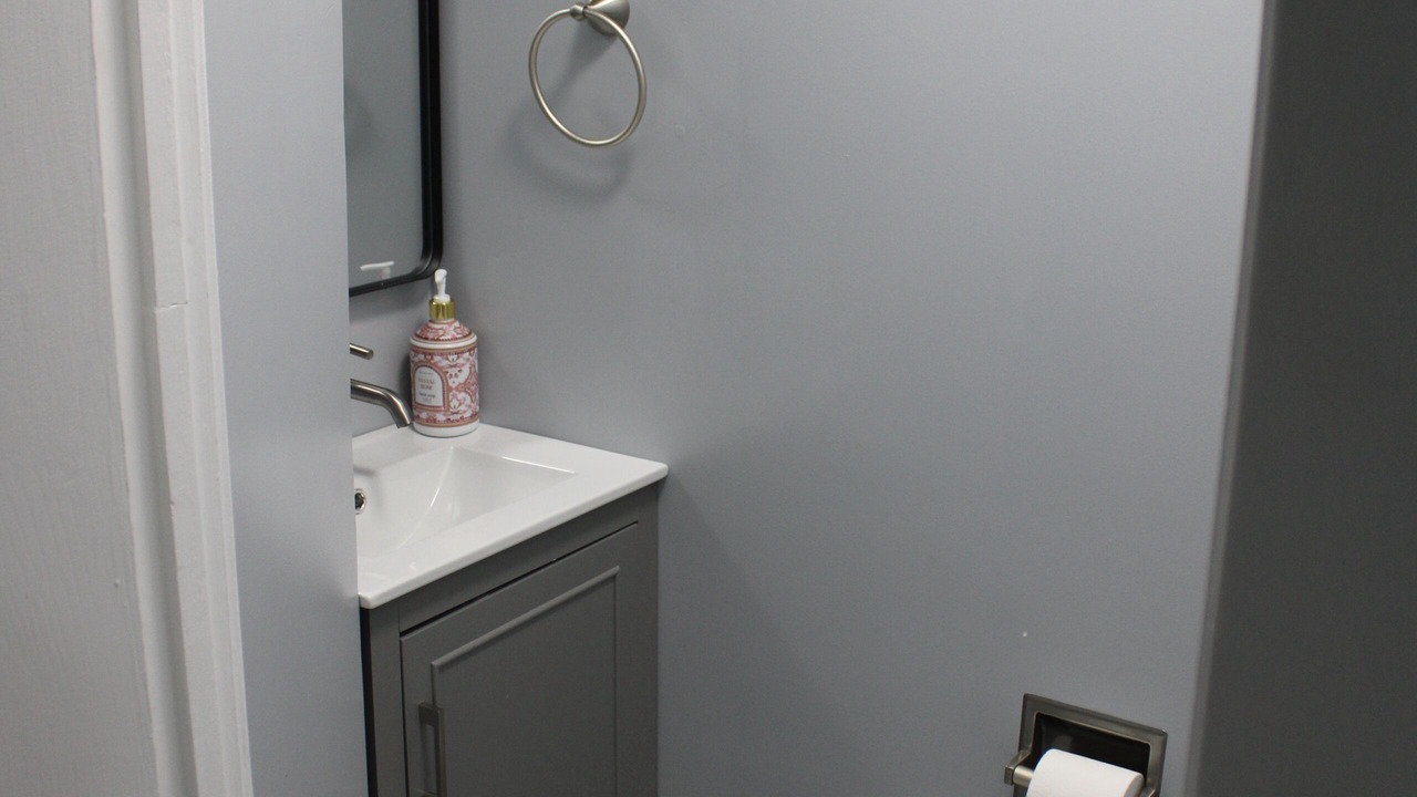 Photo of Bathroom in Carthage