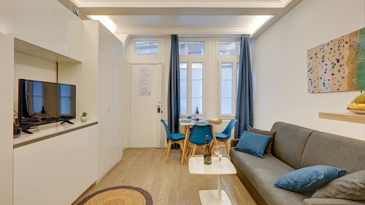 Photo of Livingroom in Quartier de l'Ecole-Militaire