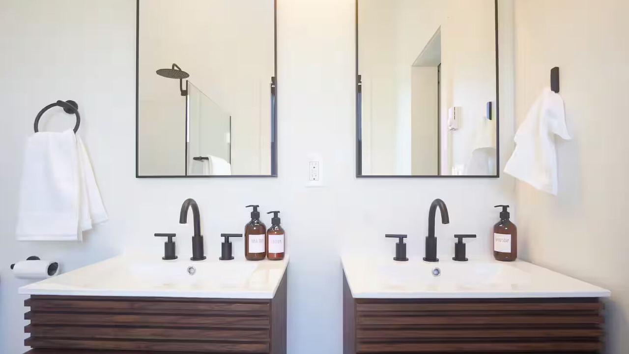 Photo of Bathroom in Jeffersonville