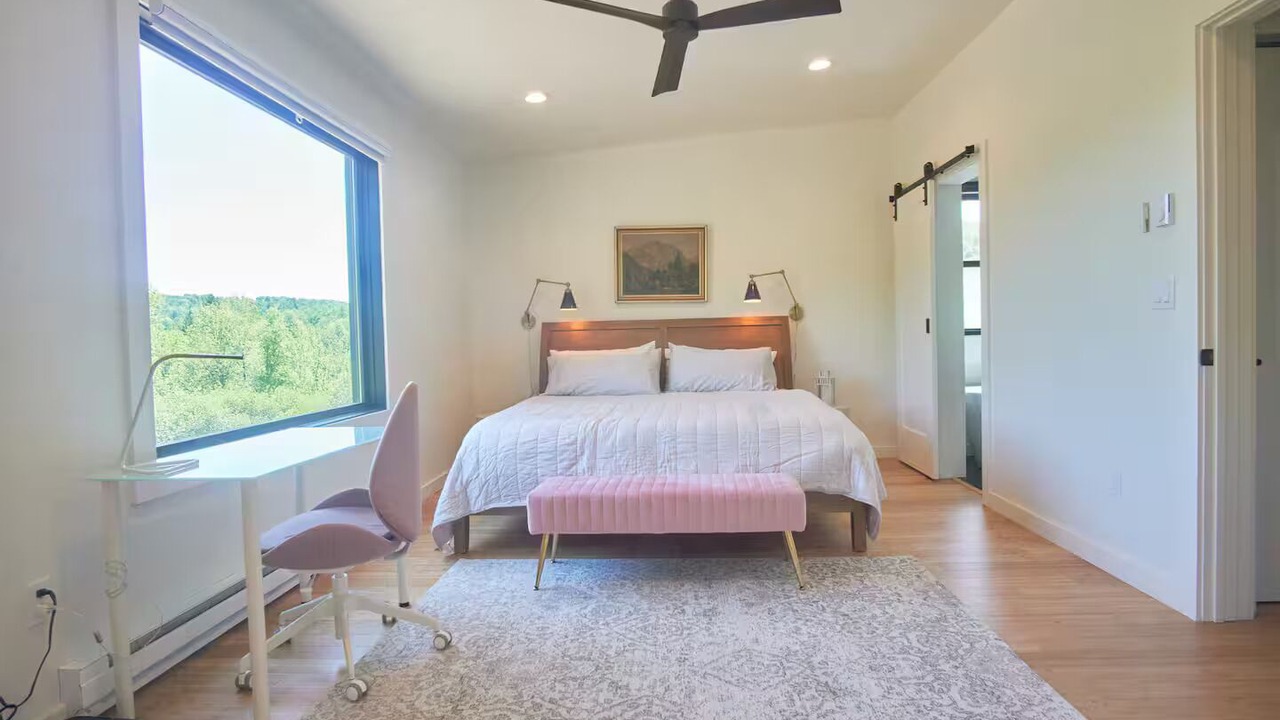 Photo of Others in Jeffersonville