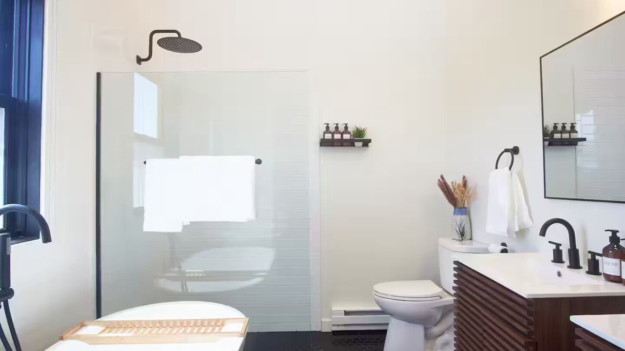 Photo of Bathroom in Jeffersonville