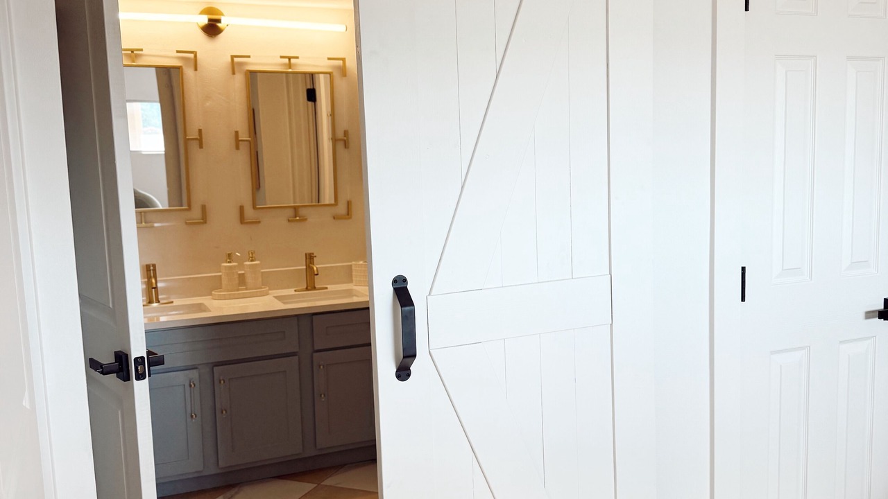 Photo of Bathroom in Walden on Lake Conroe