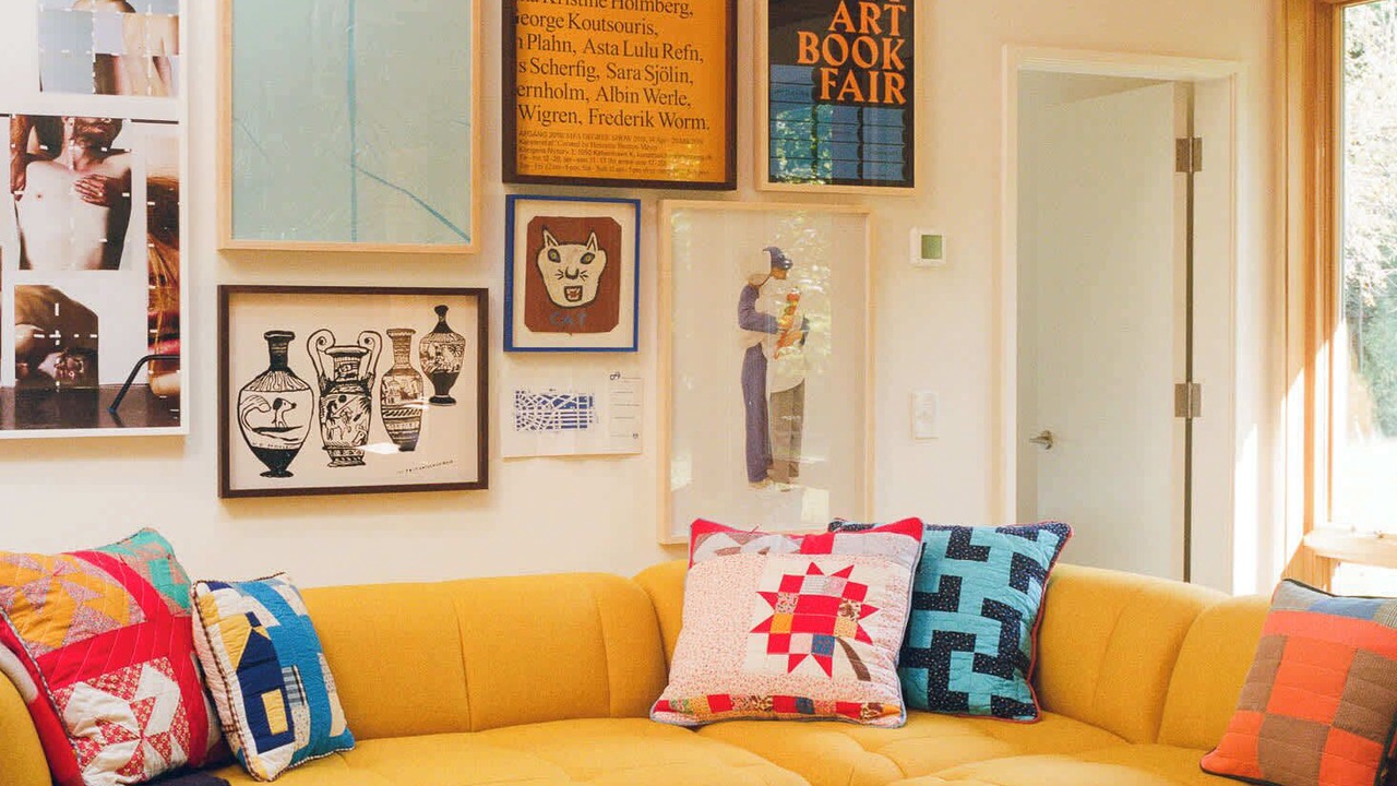 Photo of Livingroom in Maple City