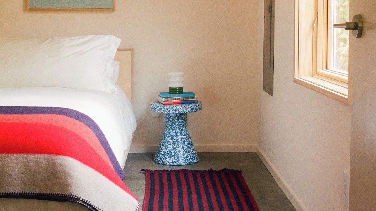 Photo of Bedroom in Maple City