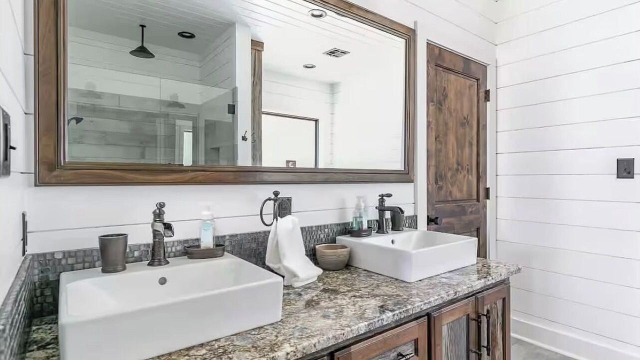 Photo of Bathroom in Farmerville