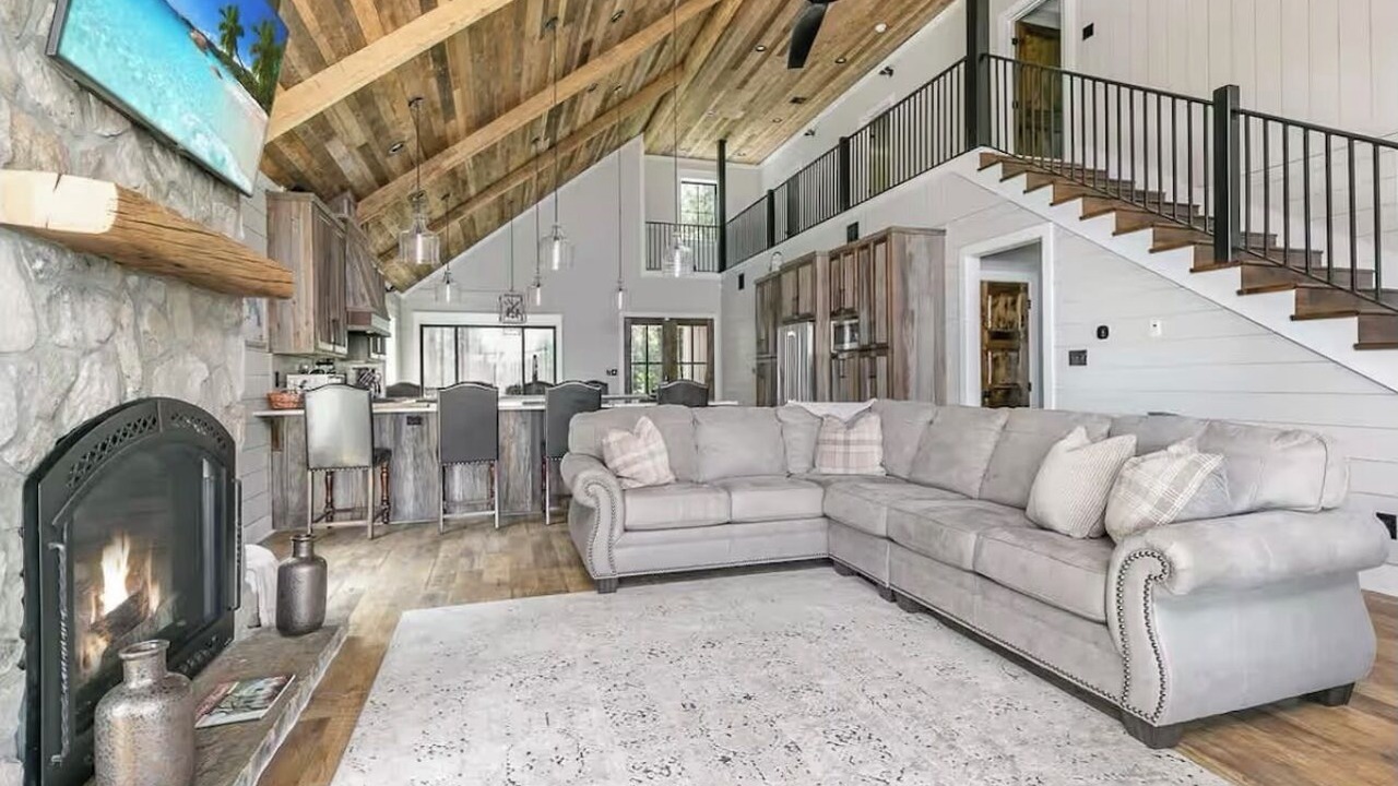 Photo of Livingroom in Farmerville