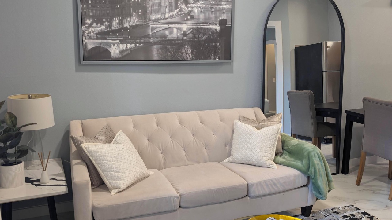 Photo of Livingroom in Village At Walnut Creek