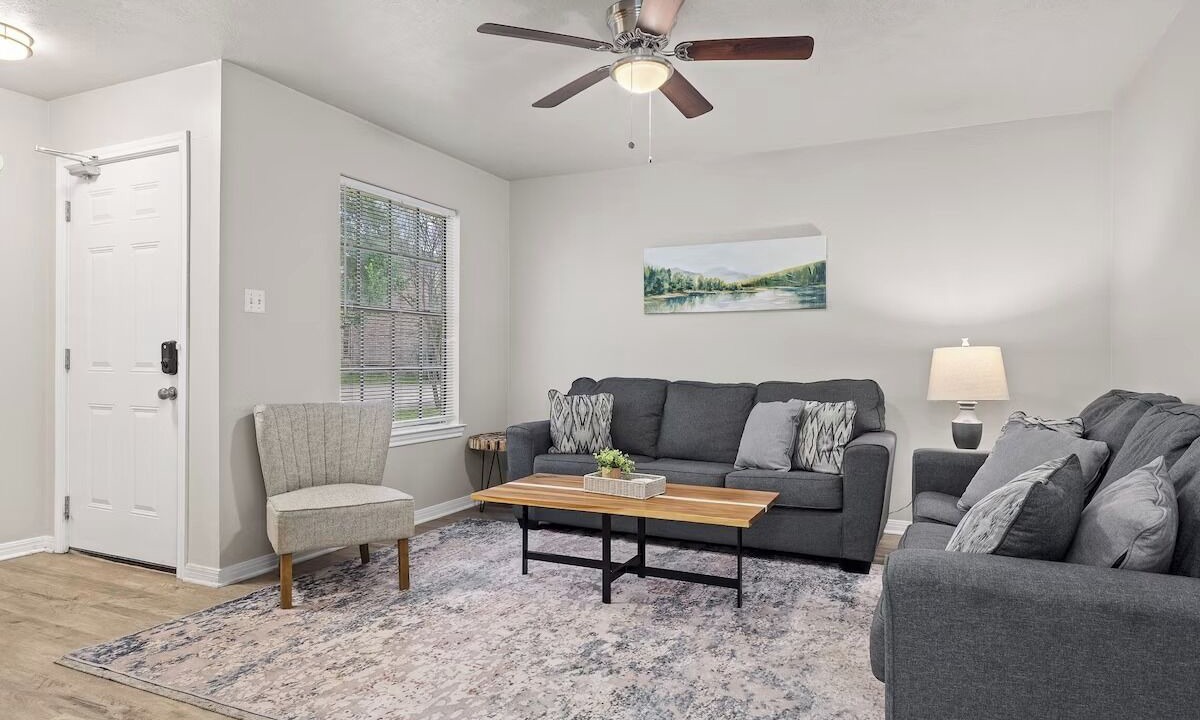 Photo of Livingroom in University Park