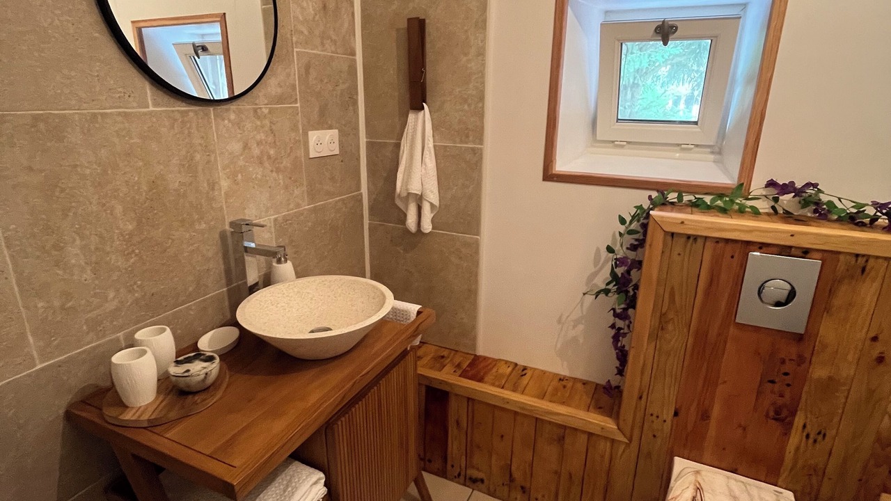 Photo of Bathroom in Pithon