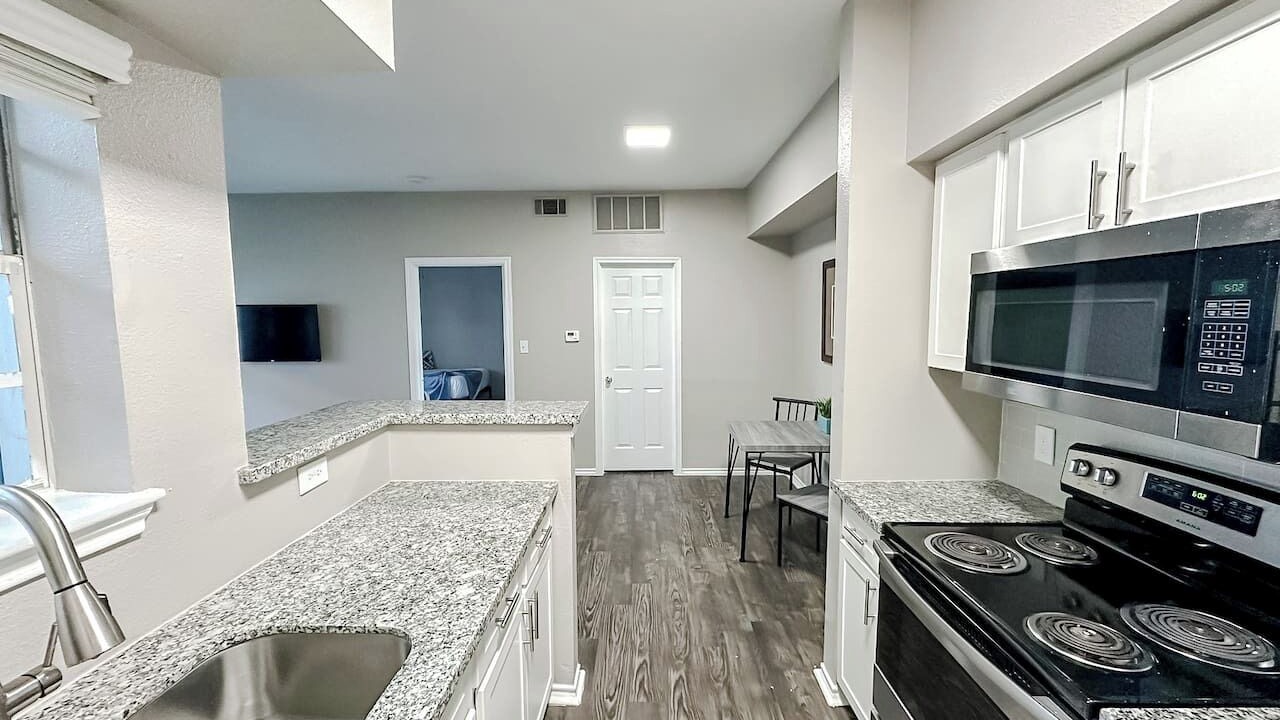 Photo of Kitchen in South Side
