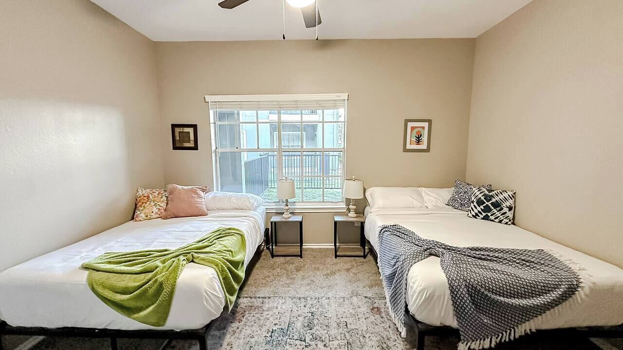Photo of Bedroom in South Side