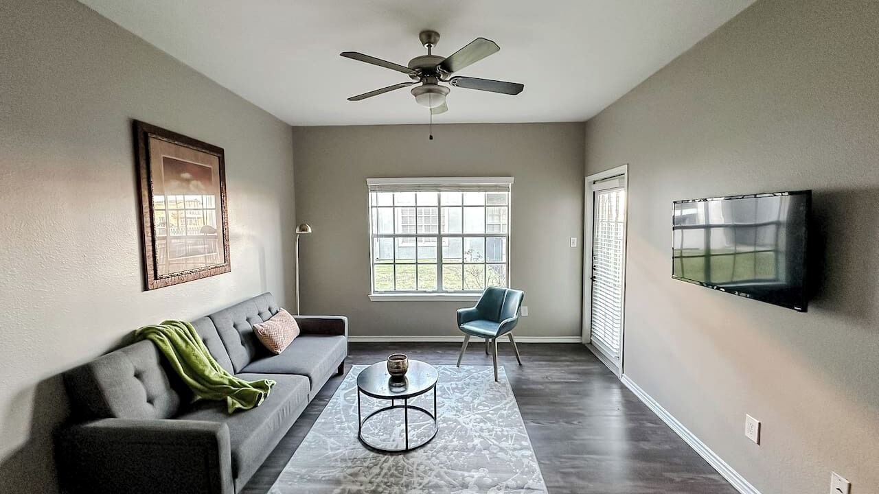 Photo of Livingroom in South Side