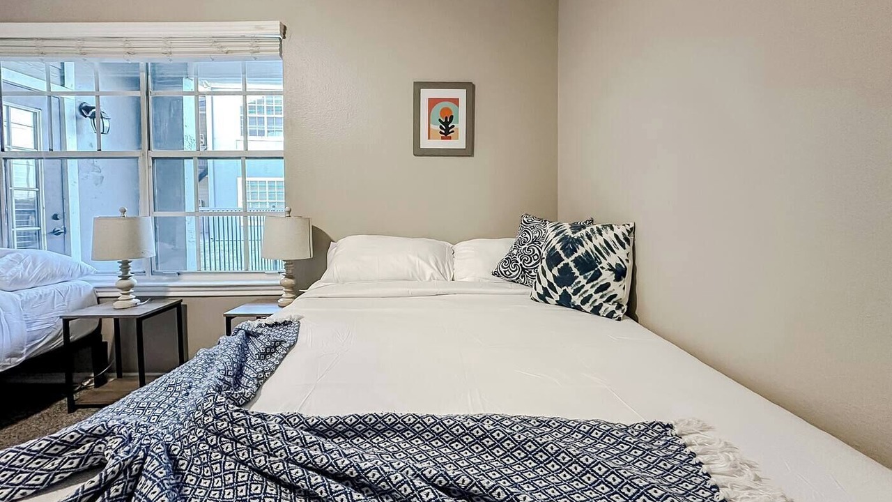 Photo of Bedroom in South Side
