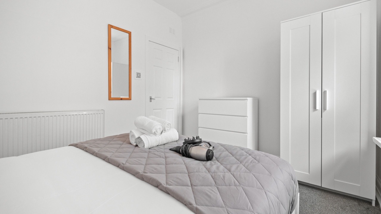 Photo of Bedroom in Alloa