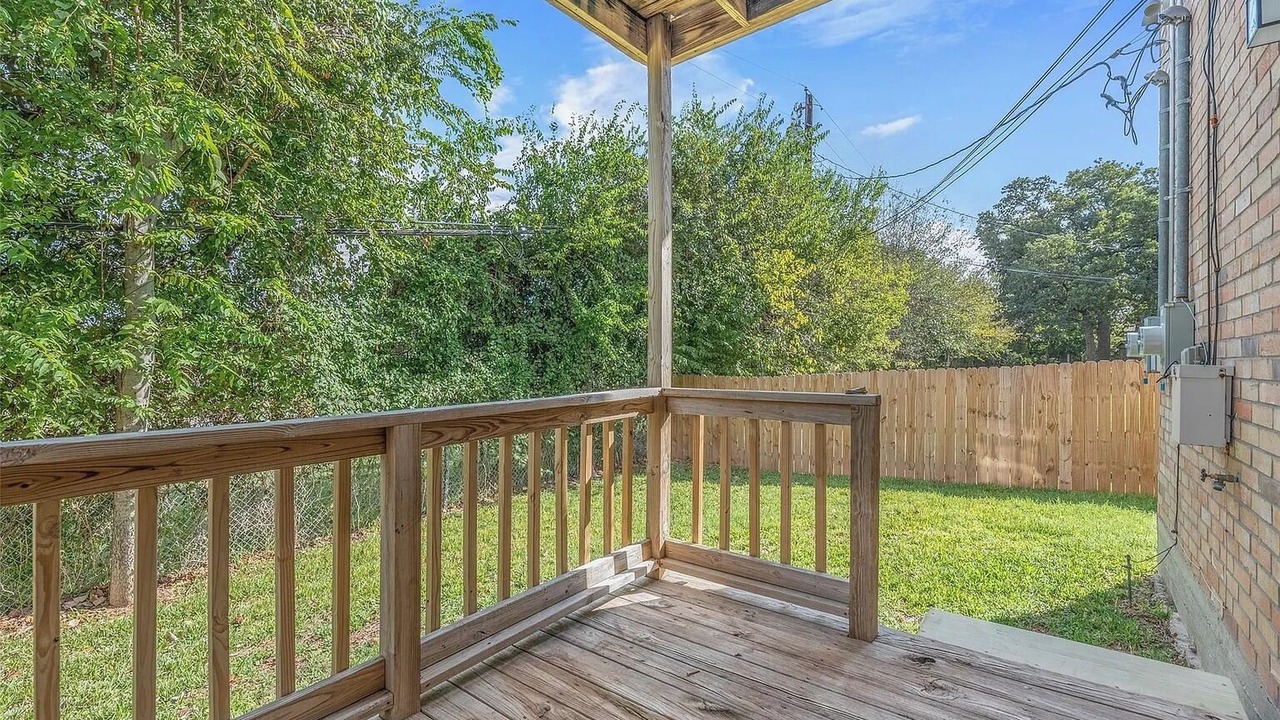 Photo of Patio Balcony in College Station