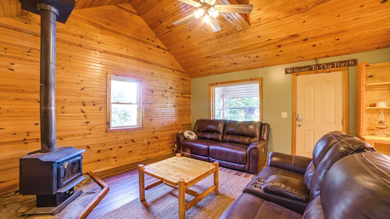 Photo of Livingroom in Clay