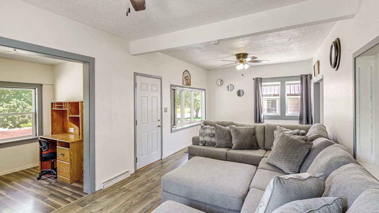 Photo of Livingroom in Fairbury