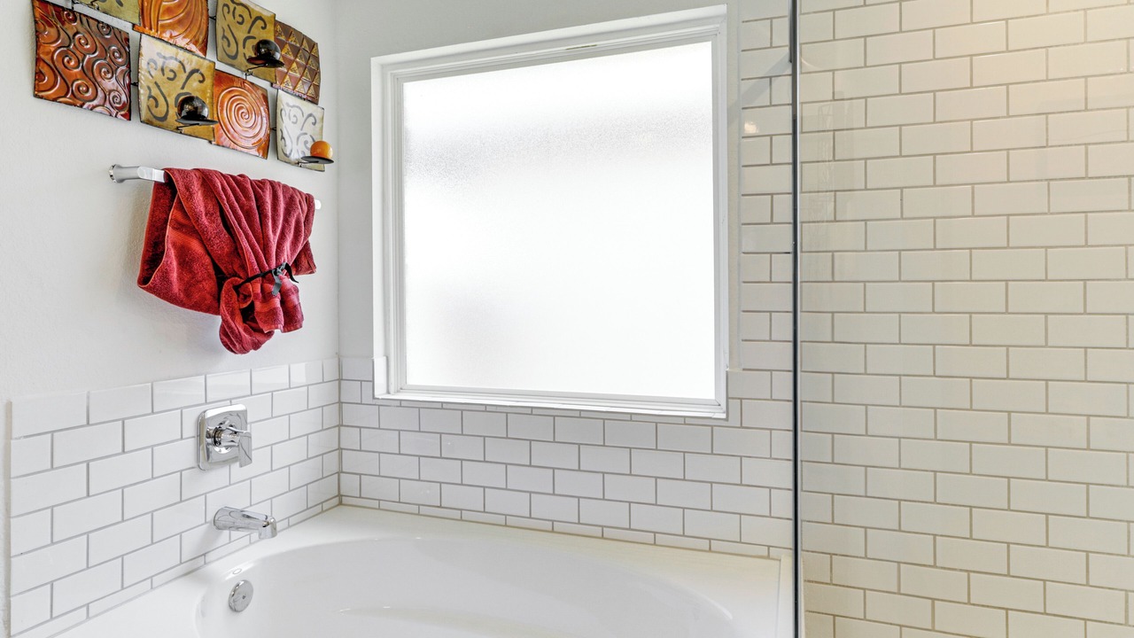 Photo of Bathroom in Clodine