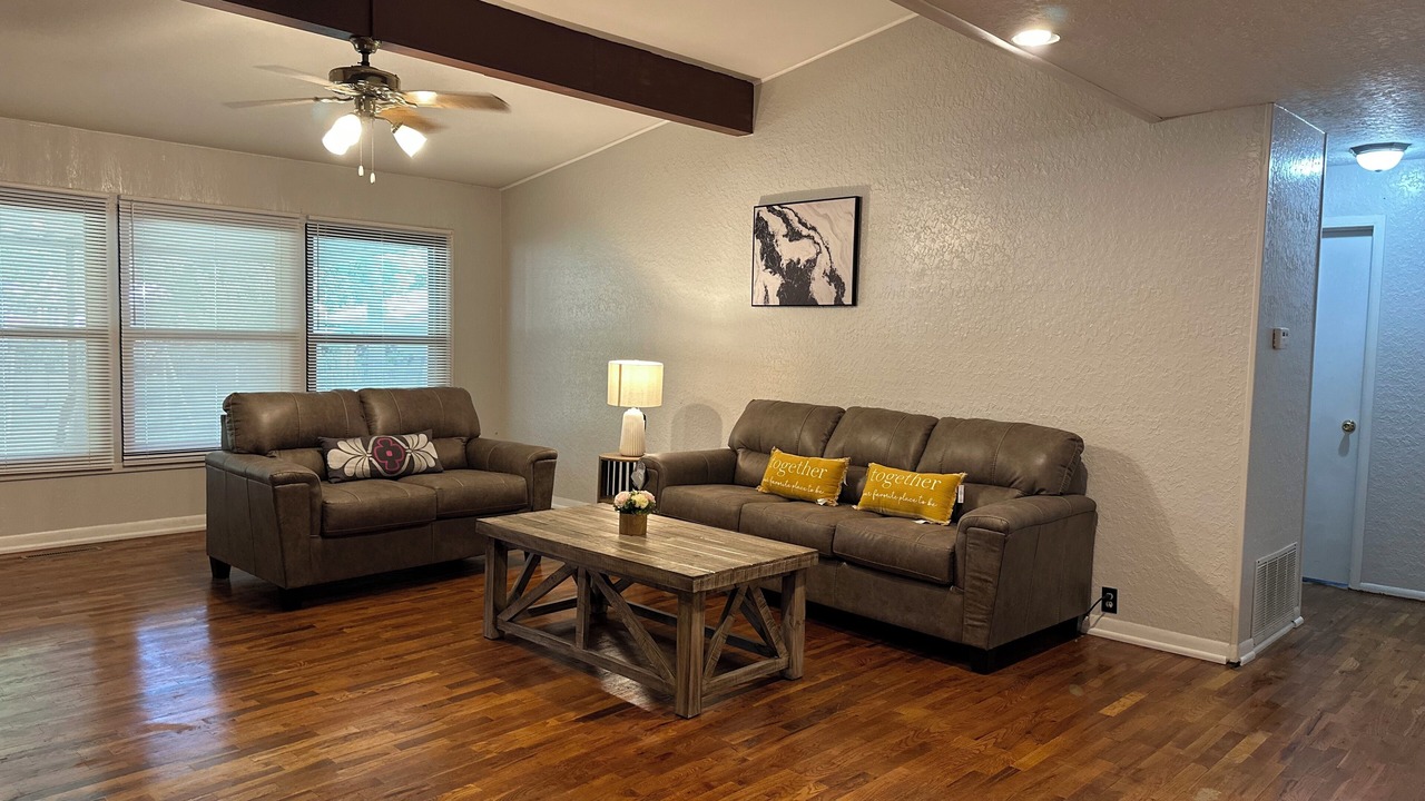 Photo of Livingroom in Carthage