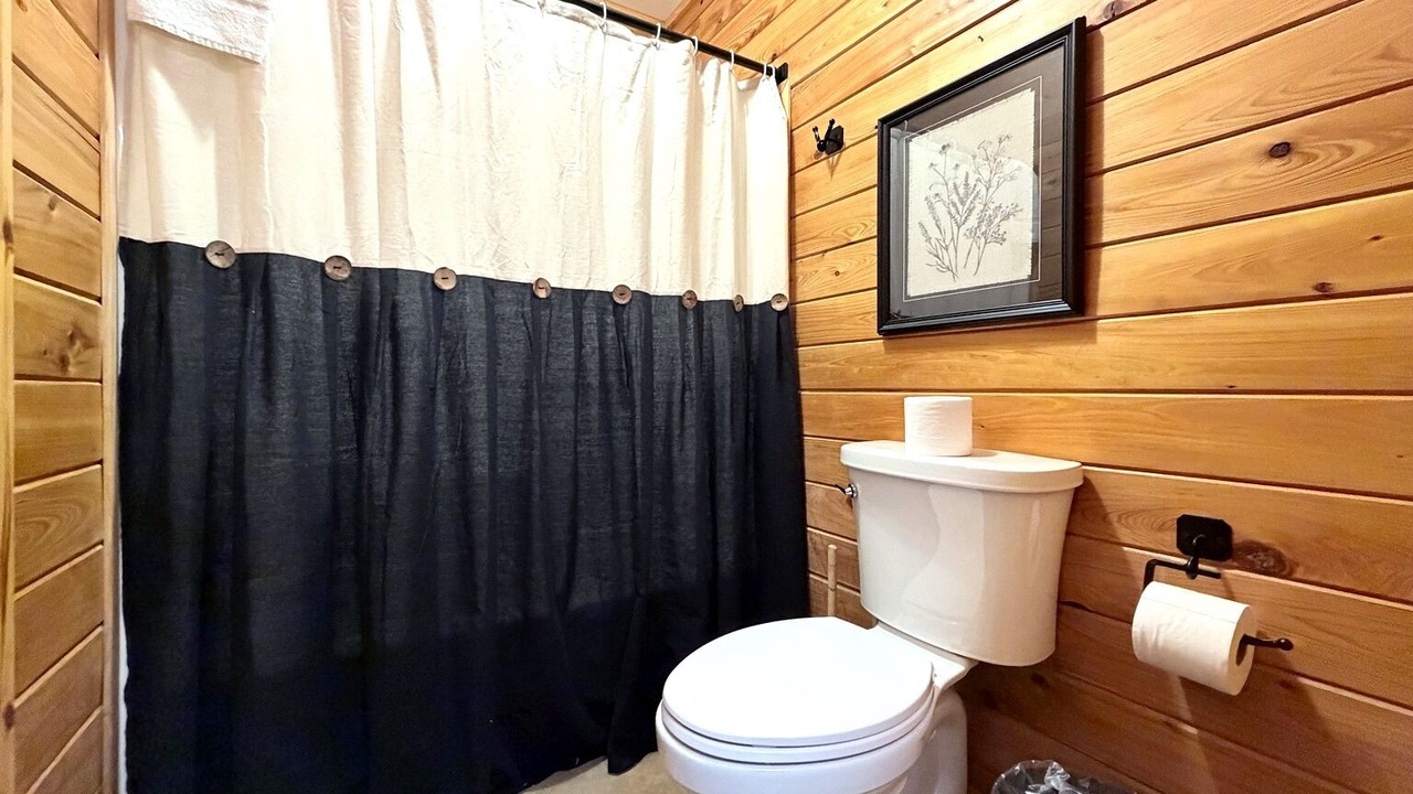 Photo of Bathroom in Concan