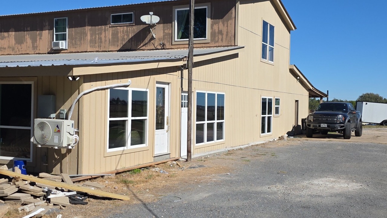 Photo of Outdoor in Lissie
