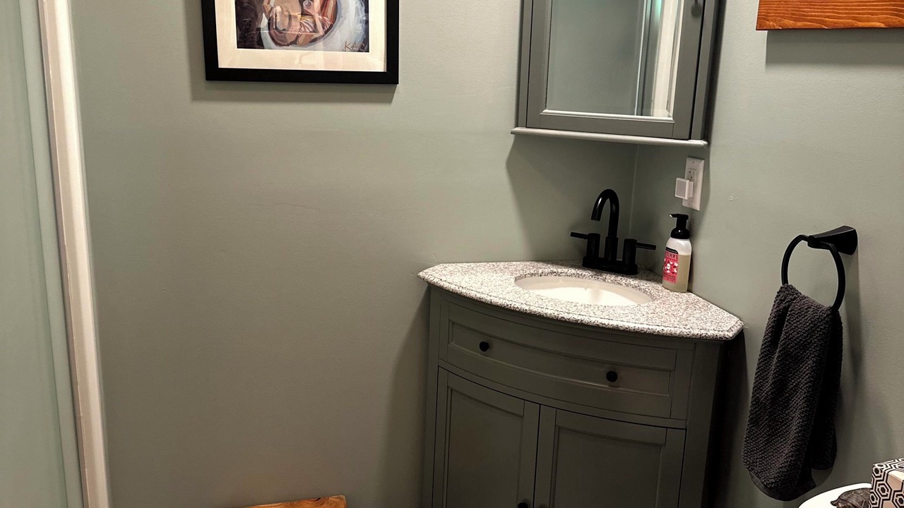 Photo of Bathroom in Blaney Park